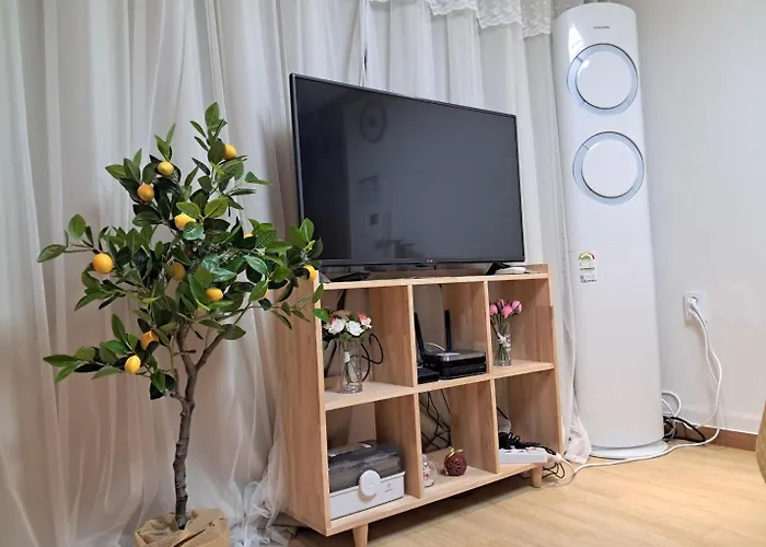 Comfort House 2 Bed Hwagok Station 4minutes Gimpo Airport 10 Minutes 아파트 *