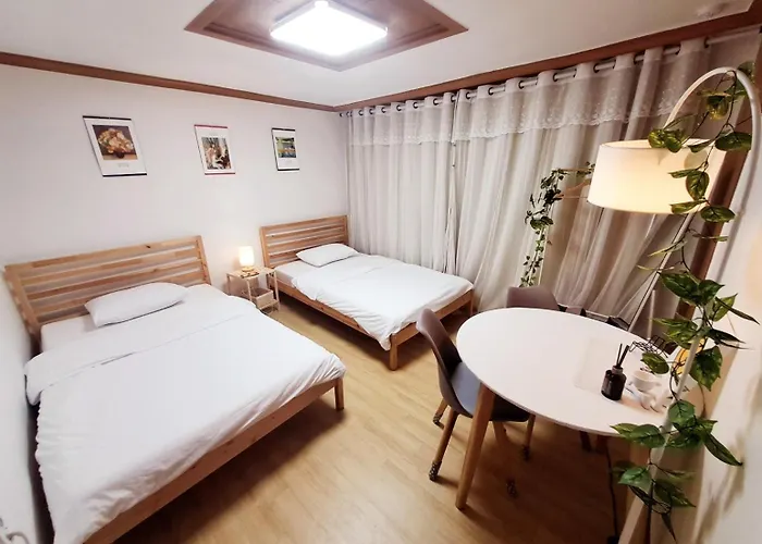 아파트 Comfort House 2 Bed Hwagok Station 4minutes Gimpo Airport 10 Minutes